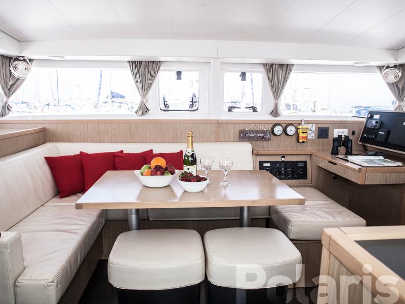 Book yachts online - catamaran - Lagoon 400 S2. - Vicky - rent