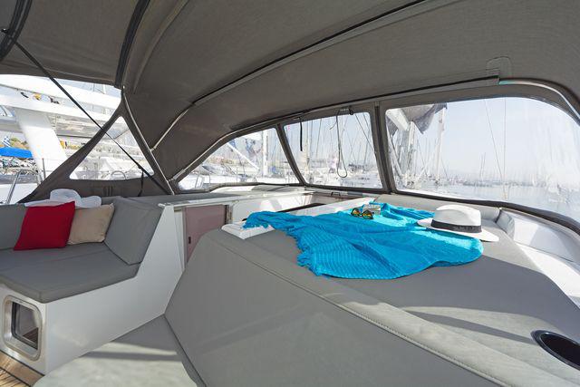 Book yachts online - sailboat - Oceanis 51.1 (4+1 cab) A/C &amp; GEN - MAMAKITA - rent