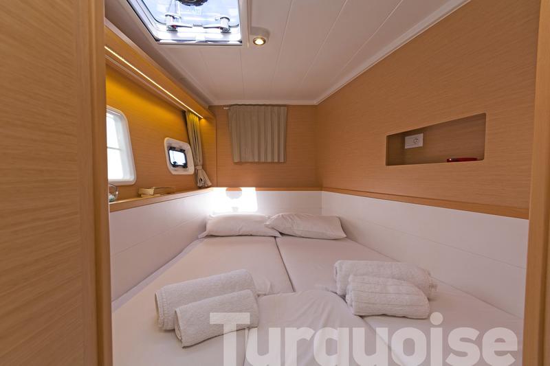 Book yachts online - catamaran - Lagoon 400 S2. - Turquoise - rent