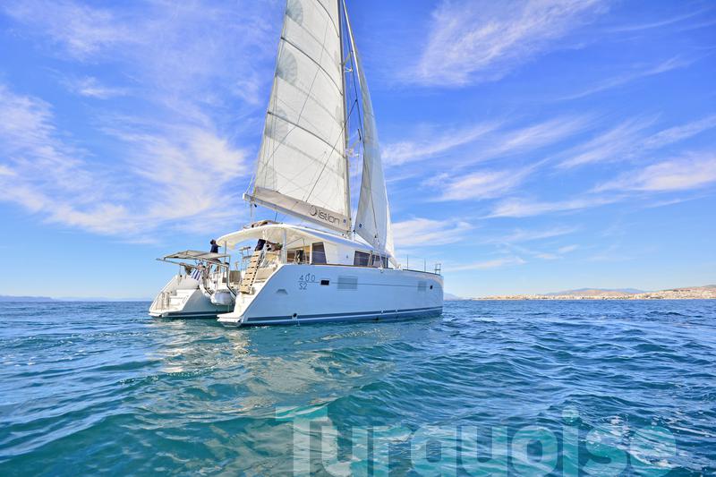 Book yachts online - catamaran - Lagoon 400 S2. - Turquoise - rent