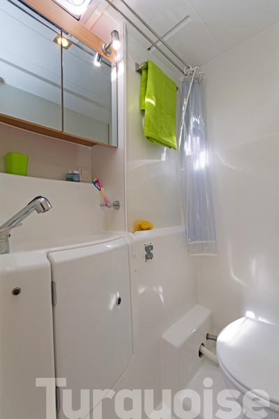 Book yachts online - catamaran - Lagoon 400 S2. - Turquoise - rent