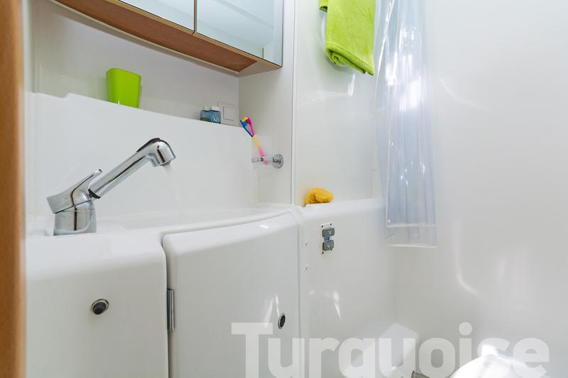 Book yachts online - catamaran - Lagoon 400 S2. - Turquoise - rent