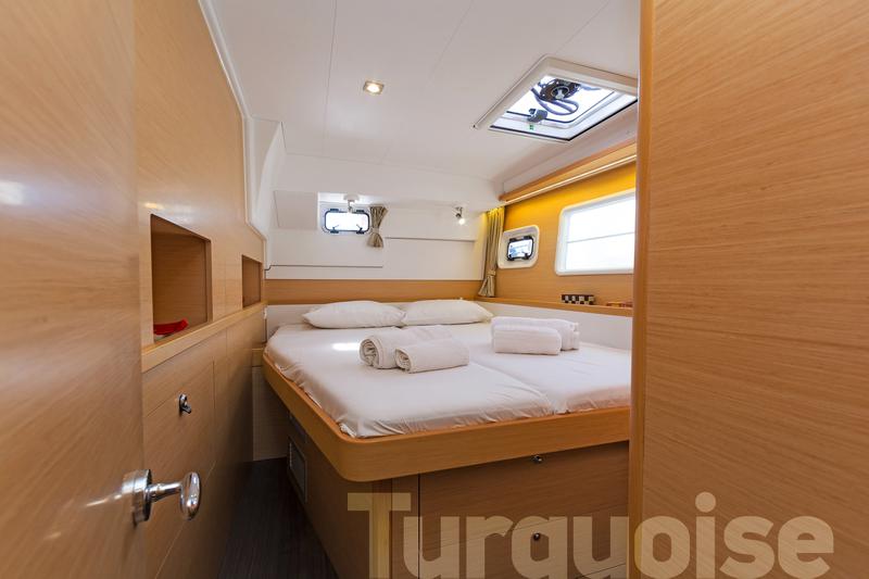 Book yachts online - catamaran - Lagoon 400 S2. - Turquoise - rent