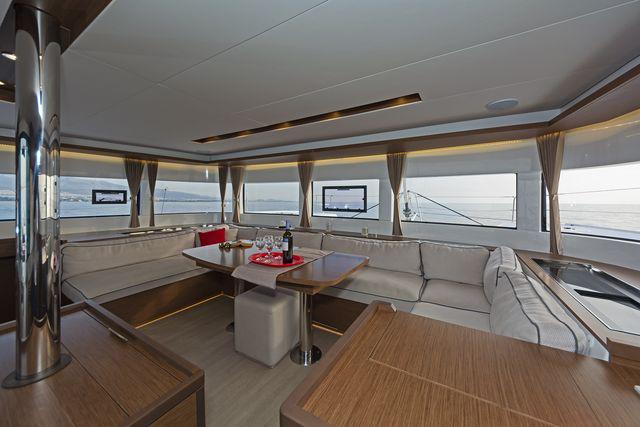 Book yachts online - catamaran - Lagoon 50 A/C &amp; GEN &amp; WM - K3 - rent