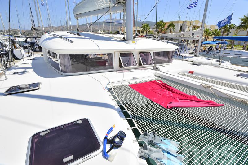 Book yachts online - catamaran - Lagoon 400. - Pathos - rent