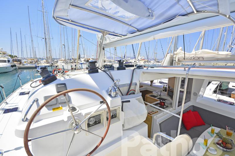 Book yachts online - catamaran - Lagoon 400. - Pathos - rent
