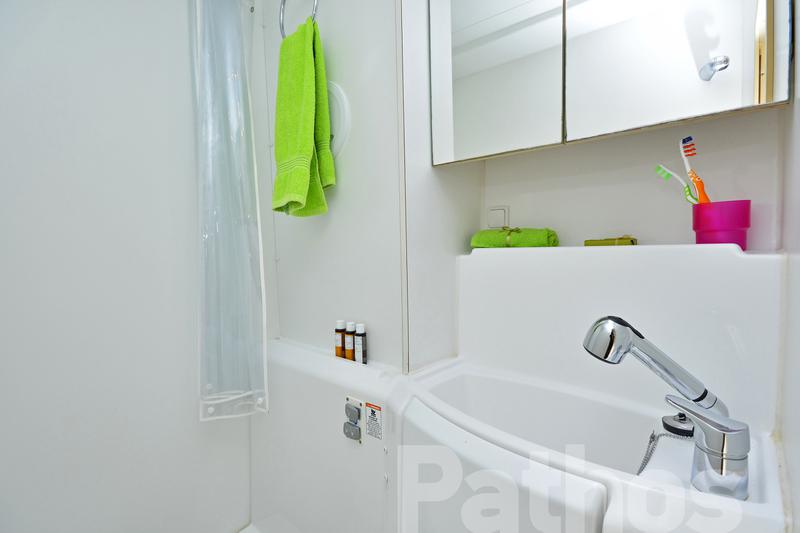 Book yachts online - catamaran - Lagoon 400. - Pathos - rent