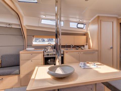 Book yachts online - sailboat - Beneteau - Oceanis 38 - Audacious D - rent