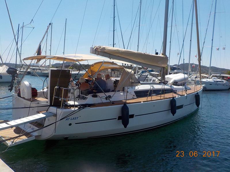 Book yachts online - sailboat - Dufour 460 Grand Large - At Last - rent