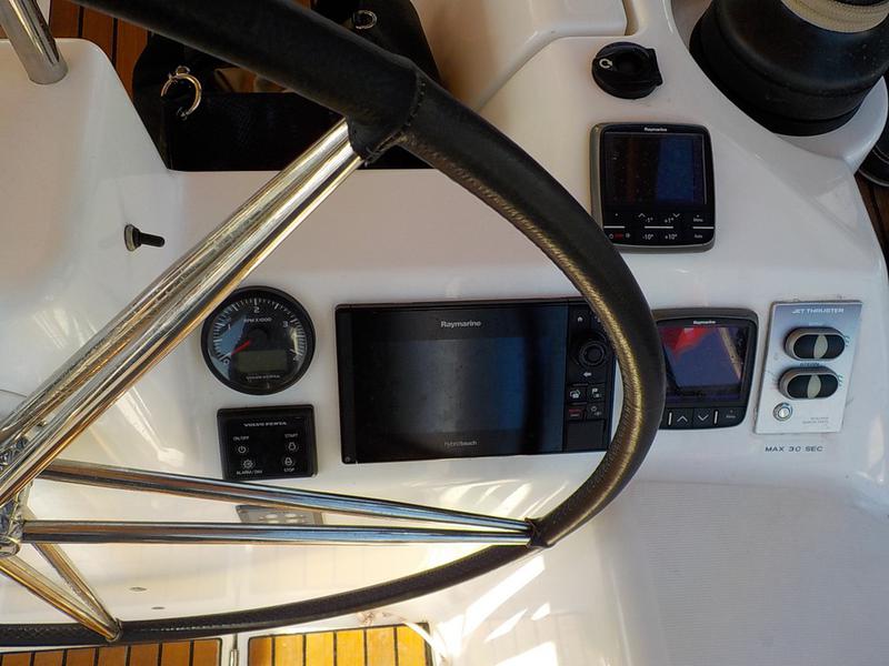 Book yachts online - sailboat - Dufour 460 Grand Large - At Last - rent