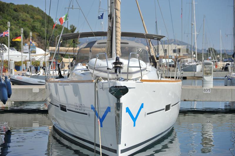 Book yachts online - sailboat - Dufour 460 Grand Large - Rubia - rent