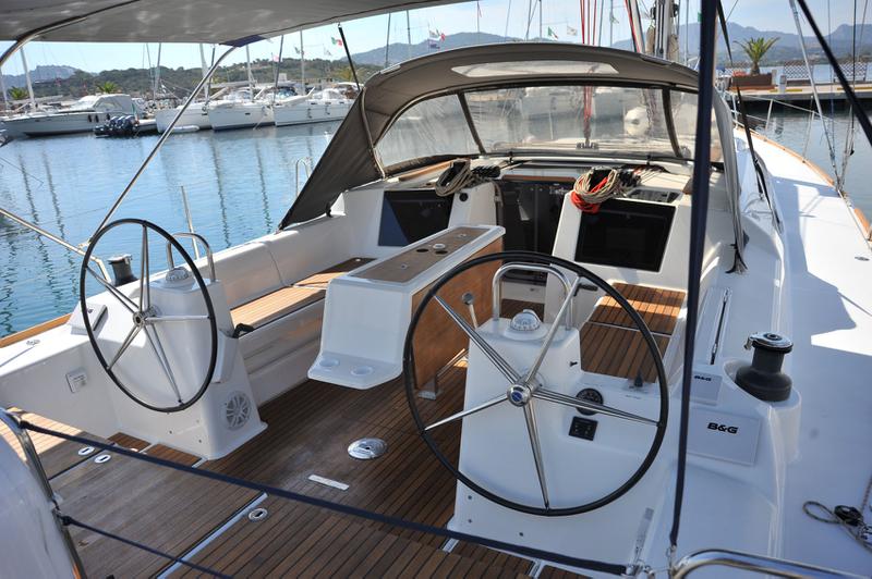 Book yachts online - sailboat - Dufour 460 Grand Large - Rubia - rent