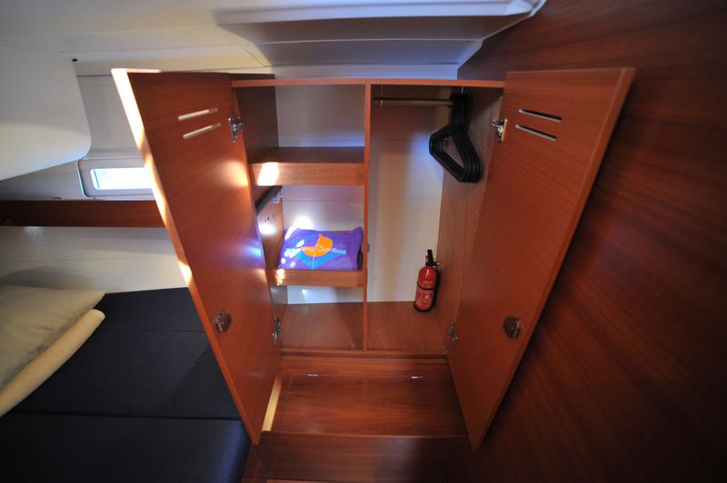 Book yachts online - sailboat - Dufour 460 Grand Large - Rubia - rent