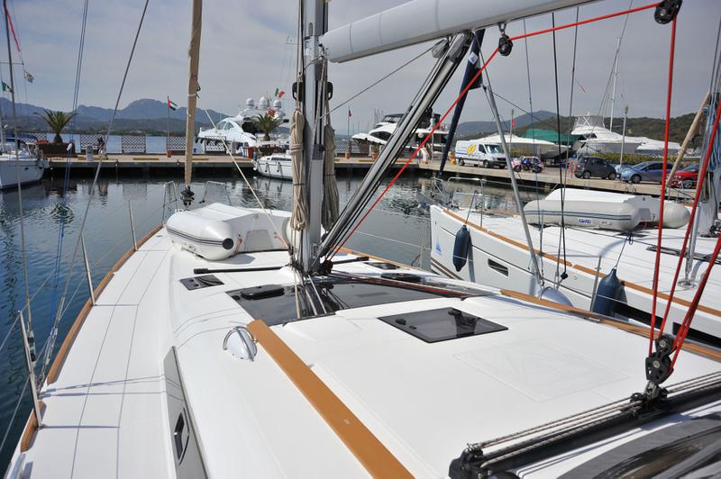 Book yachts online - sailboat - Dufour 460 Grand Large - Rubia - rent