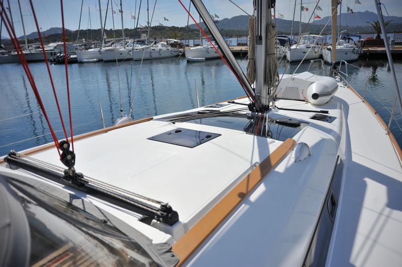 Book yachts online - sailboat - Dufour 460 Grand Large - Rubia - rent