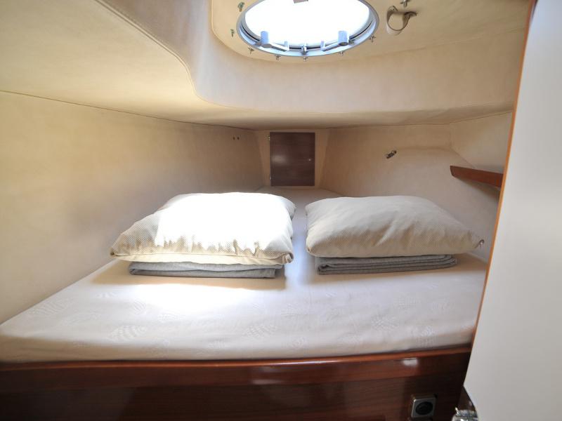 Book yachts online - motorboat - Maryland 37 - Northern Lights - rent