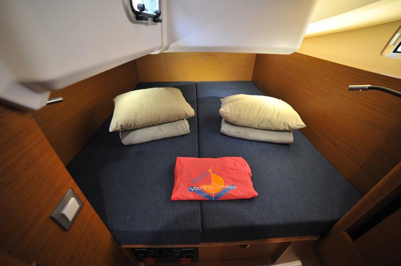 Book yachts online - sailboat - Sun Odyssey 440 - Sultana Rosa - rent