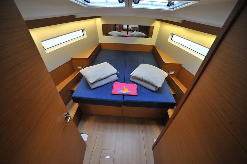 Book yachts online - sailboat - Sun Odyssey 440 - Sultana Rosa - rent