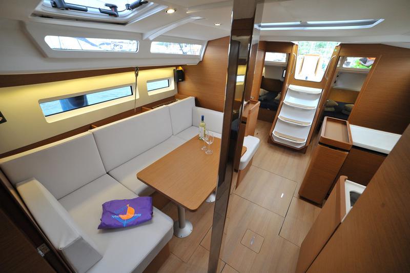 Book yachts online - sailboat - Sun Odyssey 440 - Sultana Rosa - rent
