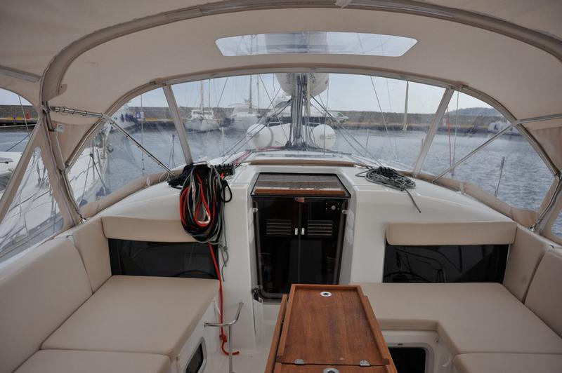 Book yachts online - sailboat - Sun Odyssey 440 - Sultana Rosa - rent
