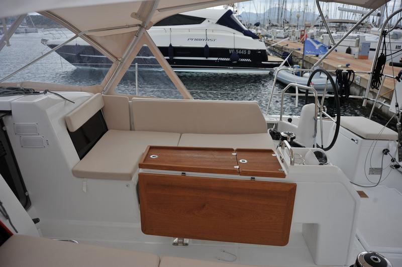 Book yachts online - sailboat - Sun Odyssey 440 - Sultana Rosa - rent