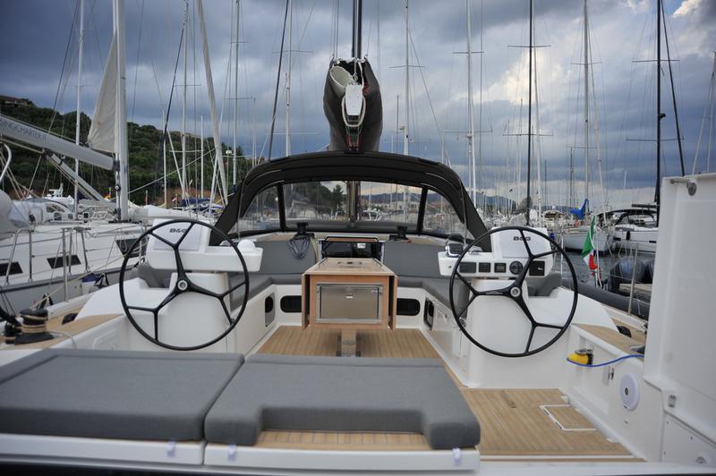 Book yachts online - sailboat - Dufour 56 Exclusive 2018 - Hola - rent