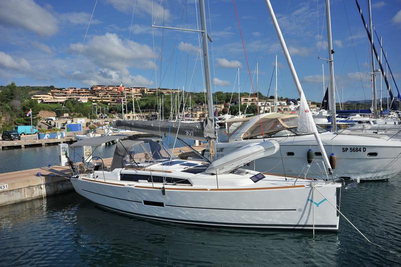Book yachts online - sailboat - Dufour 360 GL - Else - rent
