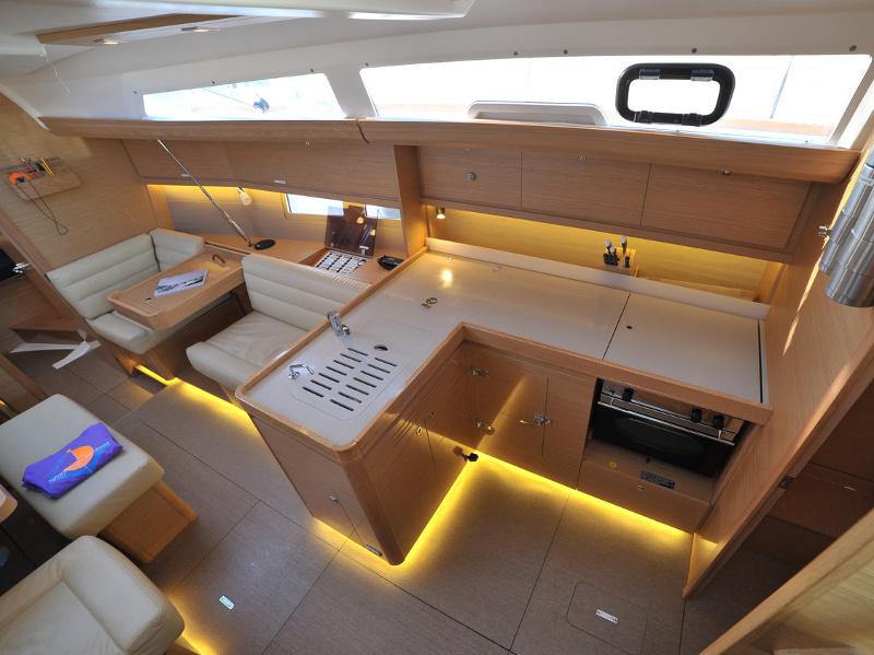Book yachts online - sailboat - Dufour 412 Efram - Efram - rent