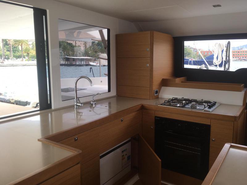 Book yachts online - catamaran - Dufour Catamaran 48 - Argo - rent