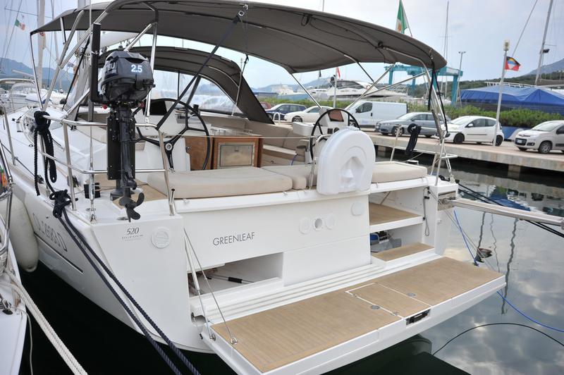Book yachts online - sailboat - Dufour 520 GL - Greenleaf - rent