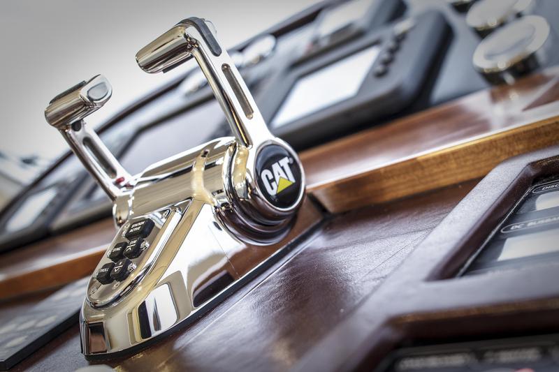 Book yachts online - motorboat - Lobfish 57 - Baby Blue - rent