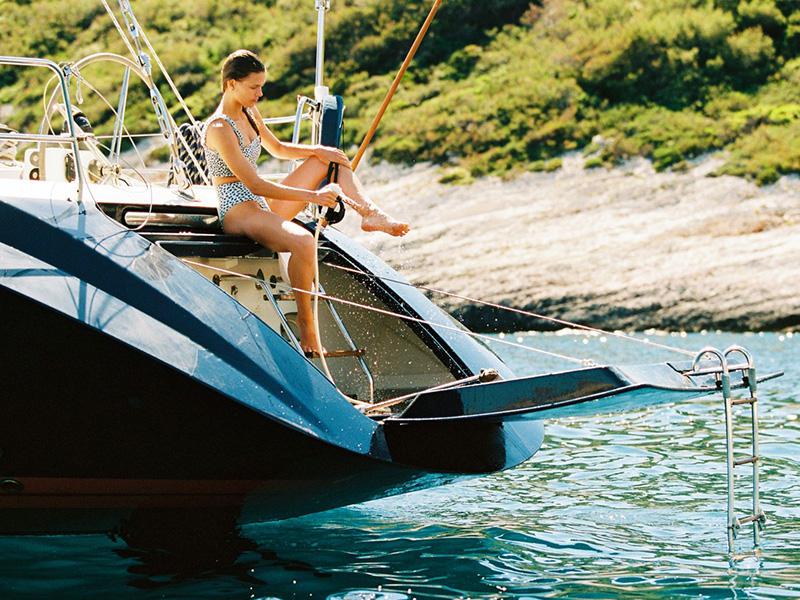 Book yachts online - sailboat - Beneteau 62 - Bogey 1 - skipper included in price - rent