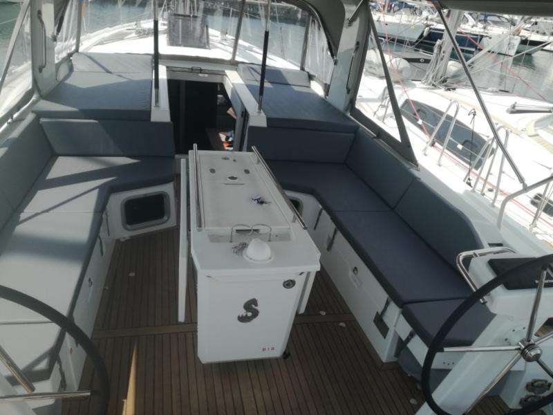 Book yachts online - sailboat - Oceanis 51.1 - Aeolian Muse - rent