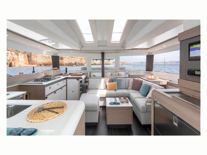 Book yachts online - catamaran - Fountaine Pajot Elba 45 - Akasti - rent