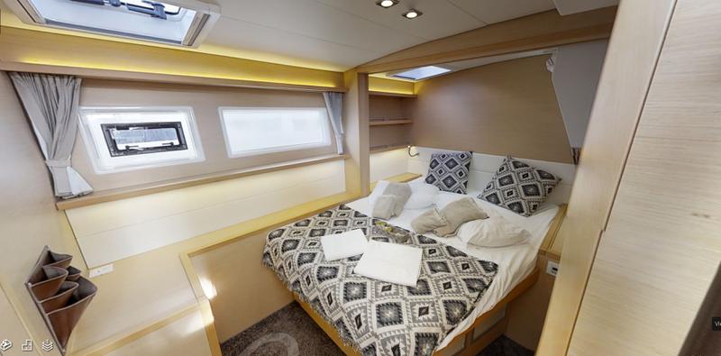 Book yachts online - catamaran - Lagoon 52 LUX (GEN,AC,WATERMAKER) - Princess Bella - rent