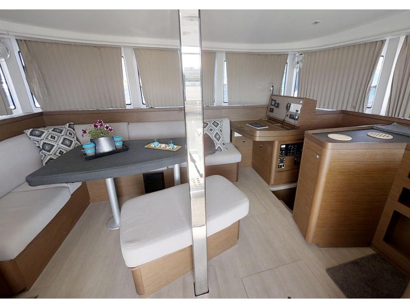 Book yachts online - catamaran - Lagoon 42(GEN,AC,WATERMAKER) - Princess Cinderella - rent