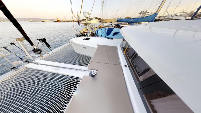 Book yachts online - catamaran - Lagoon 42(GEN,AC,WATERMAKER) - Princess Cinderella - rent