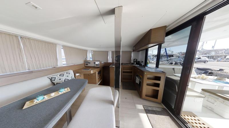 Book yachts online - catamaran - Lagoon 42(GEN,AC,WATERMAKER) - Princess Cinderella - rent