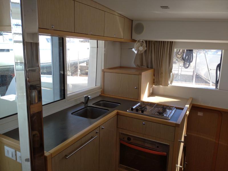 Book yachts online - catamaran - Lagoon 39 - Randy Dandy O - rent