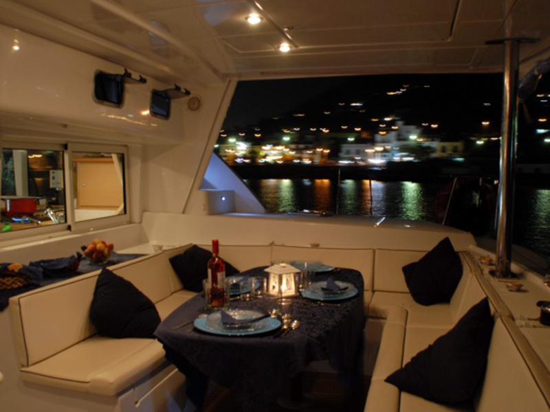 Book yachts online - catamaran - Lagoon 440 - Tani - rent