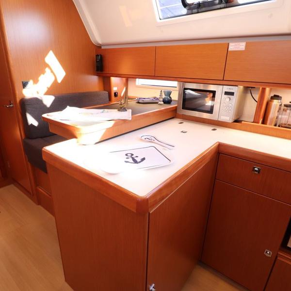 Book yachts online - sailboat - Bavaria Cruiser 51 - Euphoria - rent