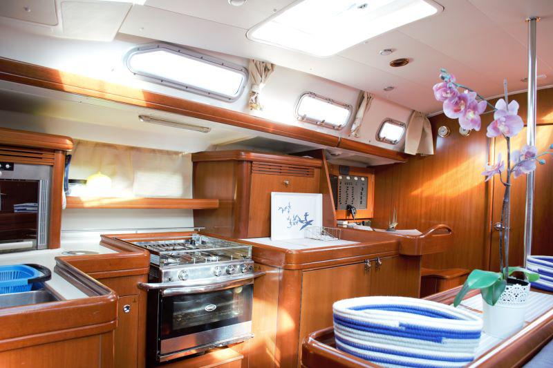Book yachts online - sailboat - Oceanis 523 - Ninfea - rent