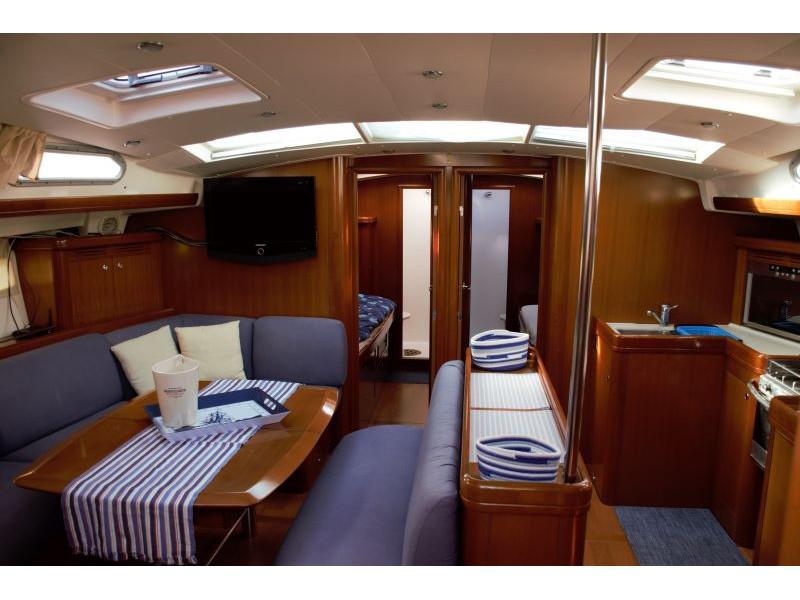 Book yachts online - sailboat - Oceanis 523 - Ninfea - rent