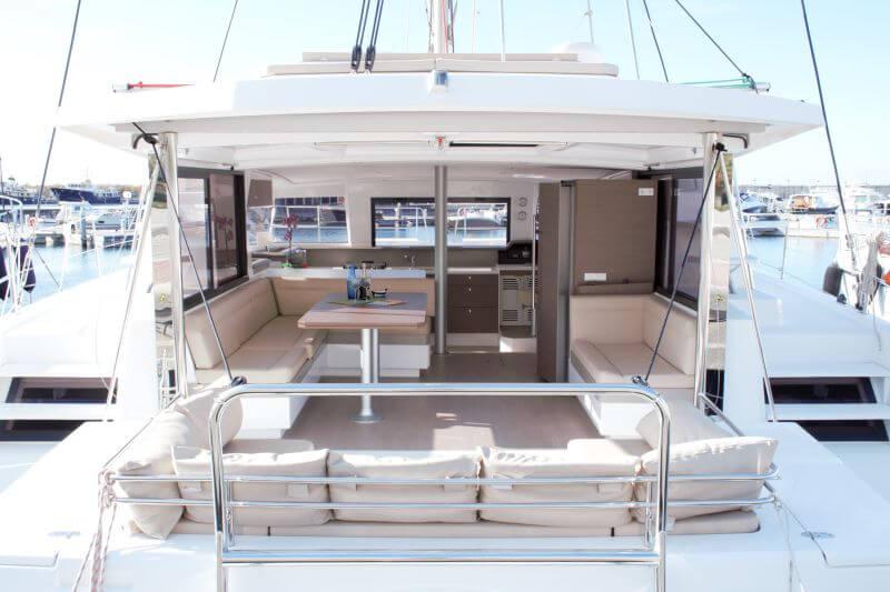 Book yachts online - catamaran - Bali 4.3 - Fasteam One (A/C - GENERATOR) - rent