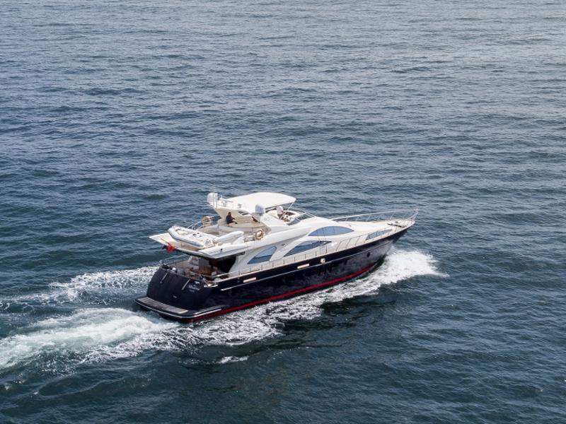 Book yachts online - motorboat - Azimut 80 - Seafree - rent