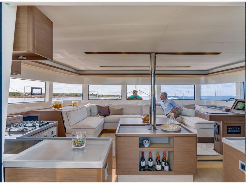 Book yachts online - catamaran - Lagoon 50 - Swan - rent