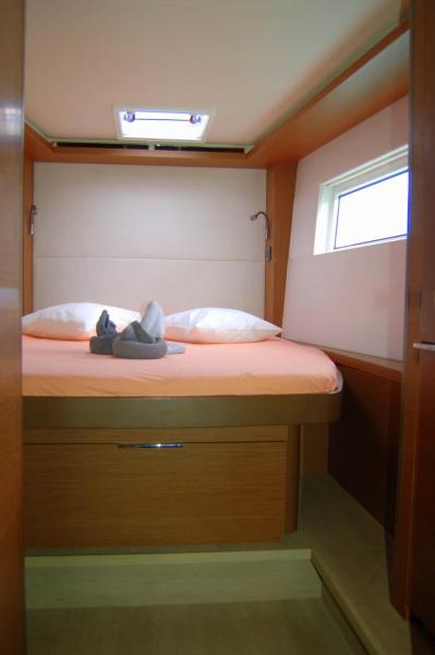 Book yachts online - catamaran - Lagoon 50 - (Skipper incl.) - Ocean - rent