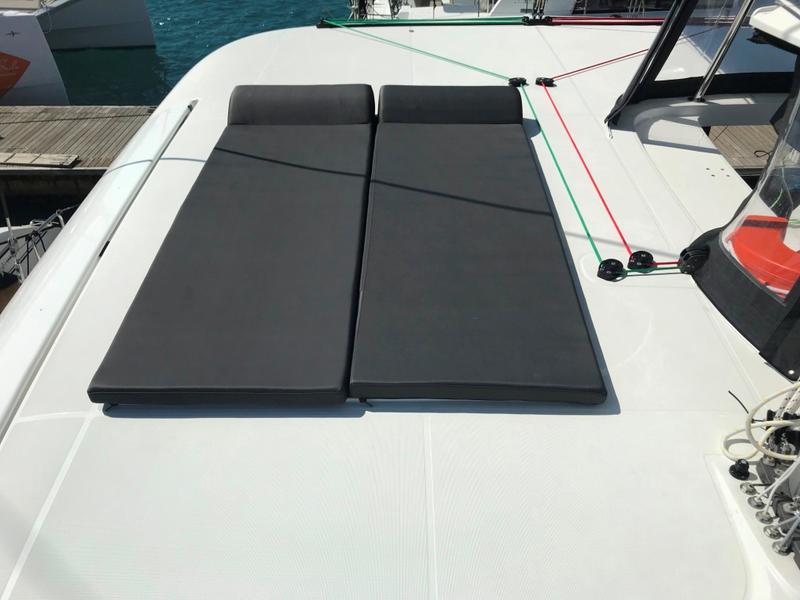 Book yachts online - catamaran - Lagoon 42 - ALIZE   - rent