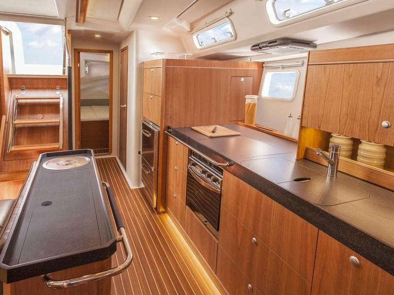 Book yachts online - sailboat - Hanse 505 - Marina Estrella One - rent