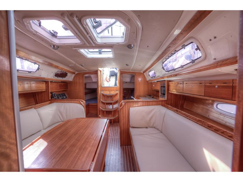 Book yachts online - sailboat - Bavaria 38 Cruiser - Takis  - rent